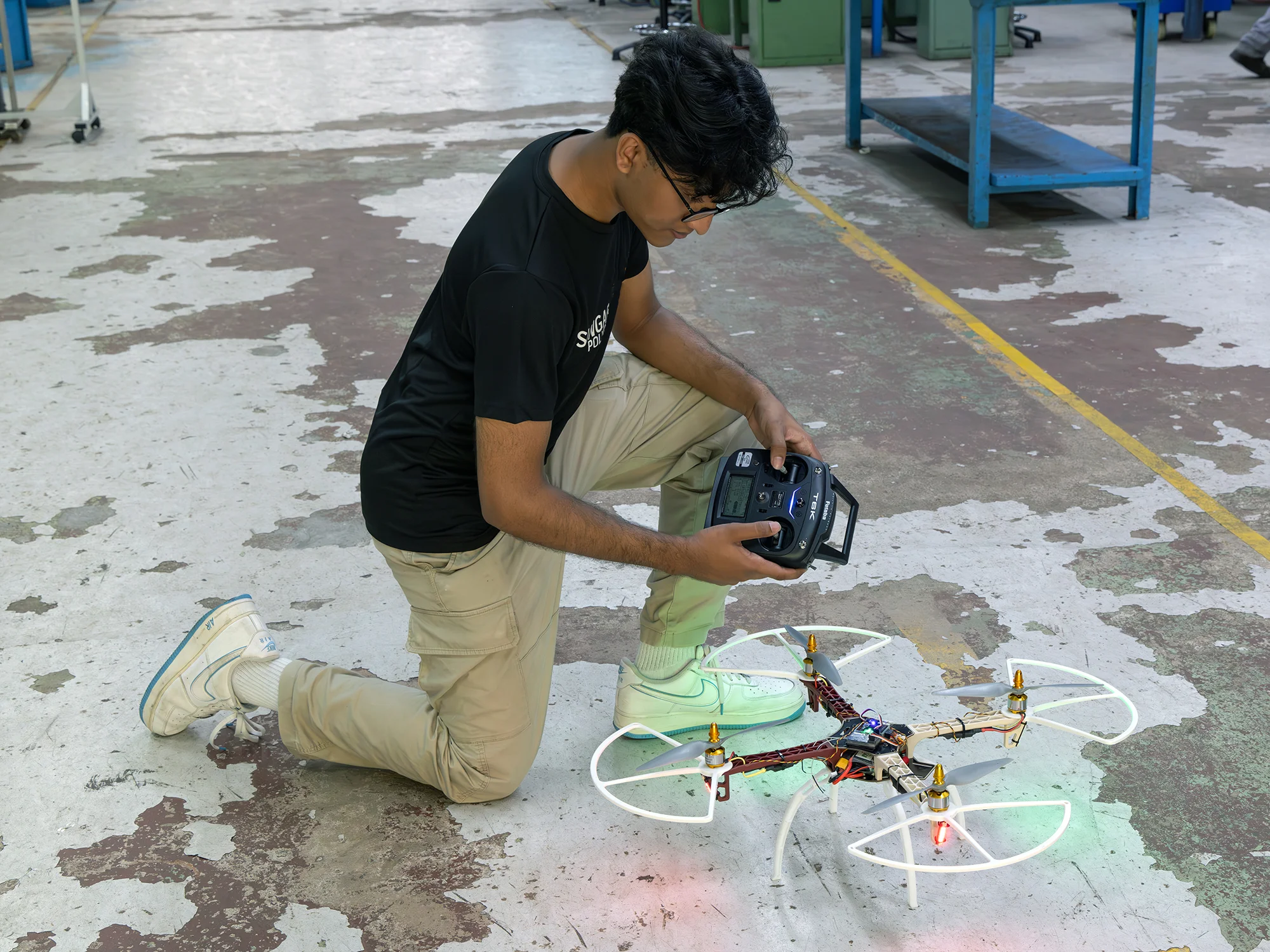 The setup is designed for efficient deployment in demanding environments.