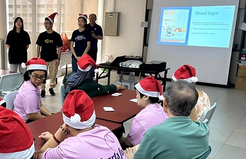 DBS students conducting health education