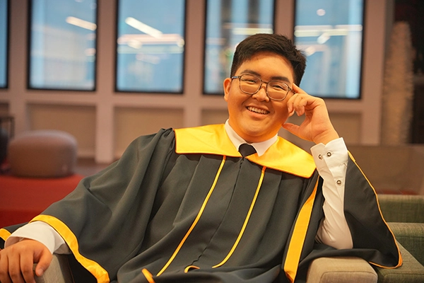 Food science & technology alumnus at his graduation