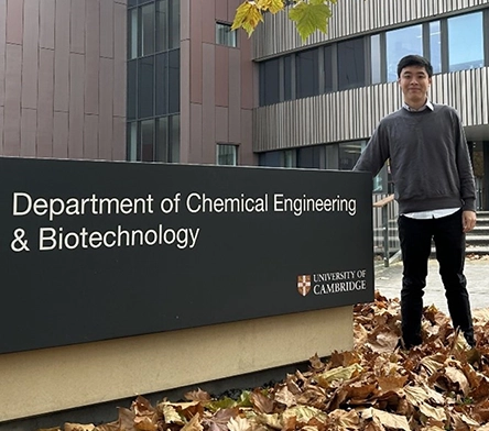 DCHE alumnus at Cambridge University