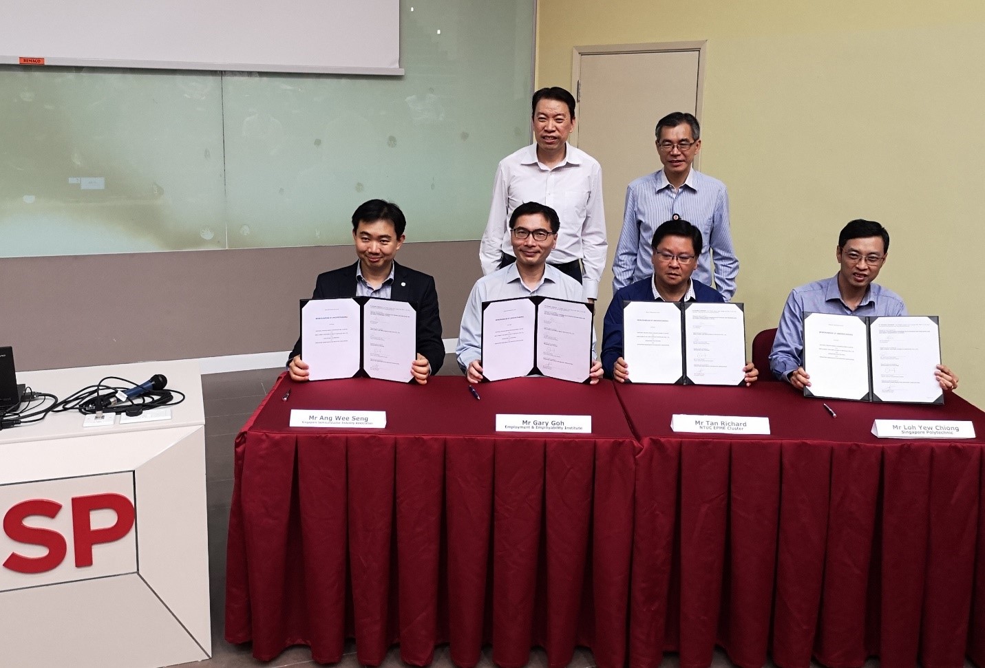 Singapore Polytechnic (SP) signs MOU to promote awareness and use of 5G in Advanced Manufacturing _1