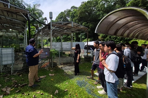 DIT students at Singapore Discovery Centre