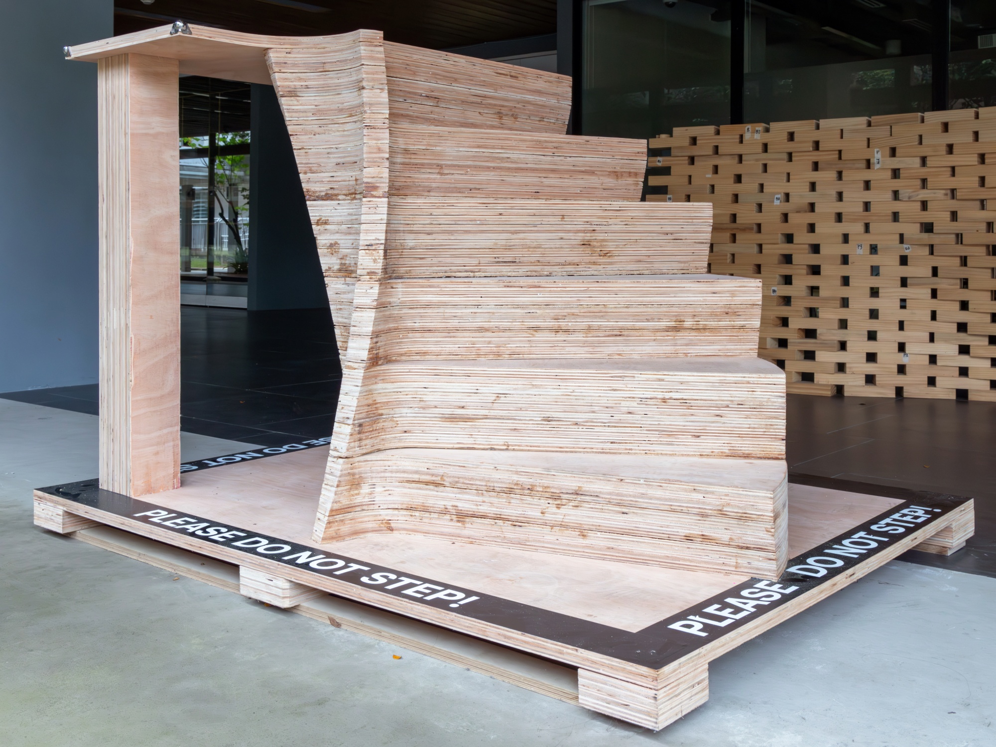 5-axis CNC Milling of Non-orthogonal Timber Building Components