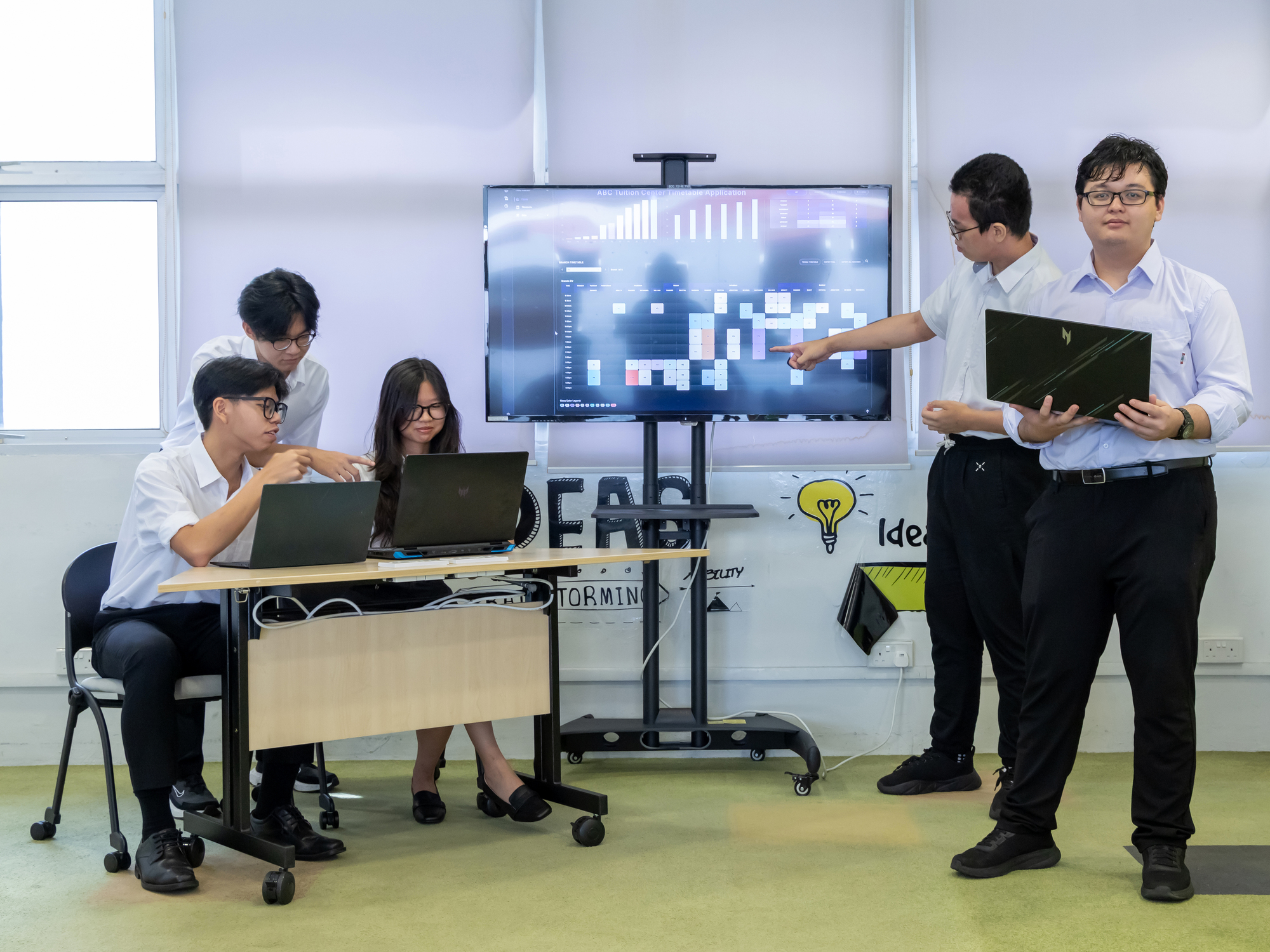 Elderly rehabilitation virtualised and designed by students.